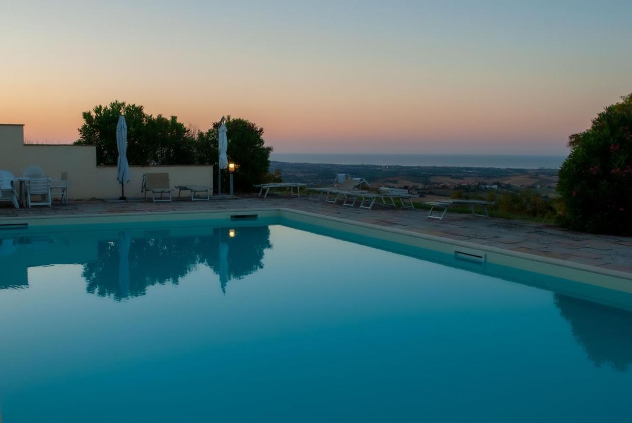 Borghetto Country Apartments Saludecio Εξωτερικό φωτογραφία